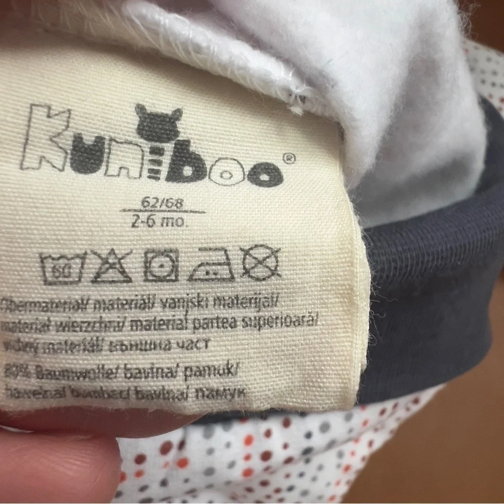 Kuniboo Carter’s Baby Infant Sz 6m 2 piece set Bodysuit and Pants Polka Dot NWOT